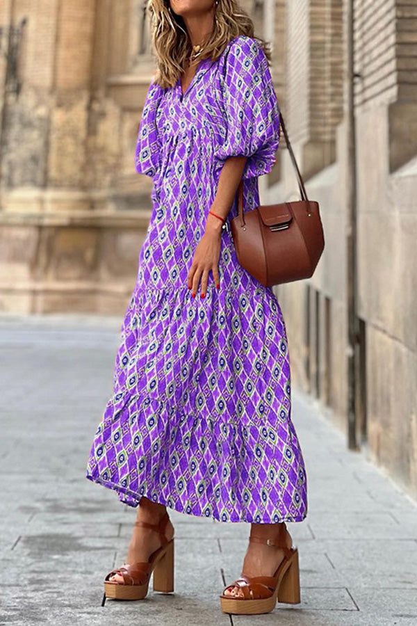 Sophisticated Dress with a Clean Classic Look