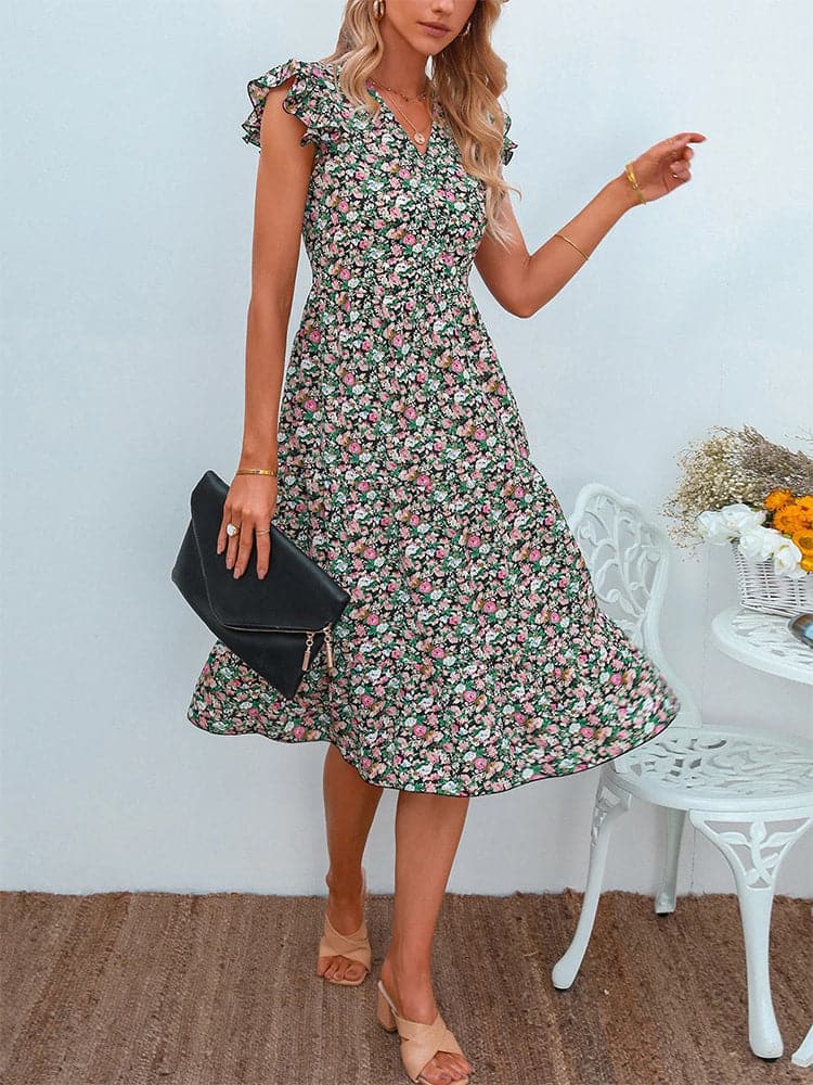 Effortlessly Elegant Dress with a Timeless Design