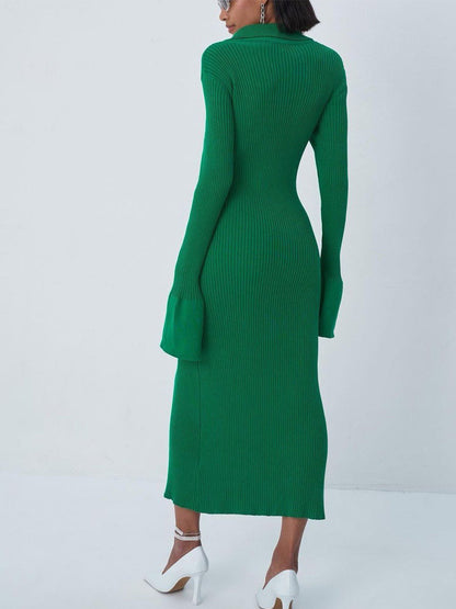 Well Tailored Sweater with a Graceful Silhouette