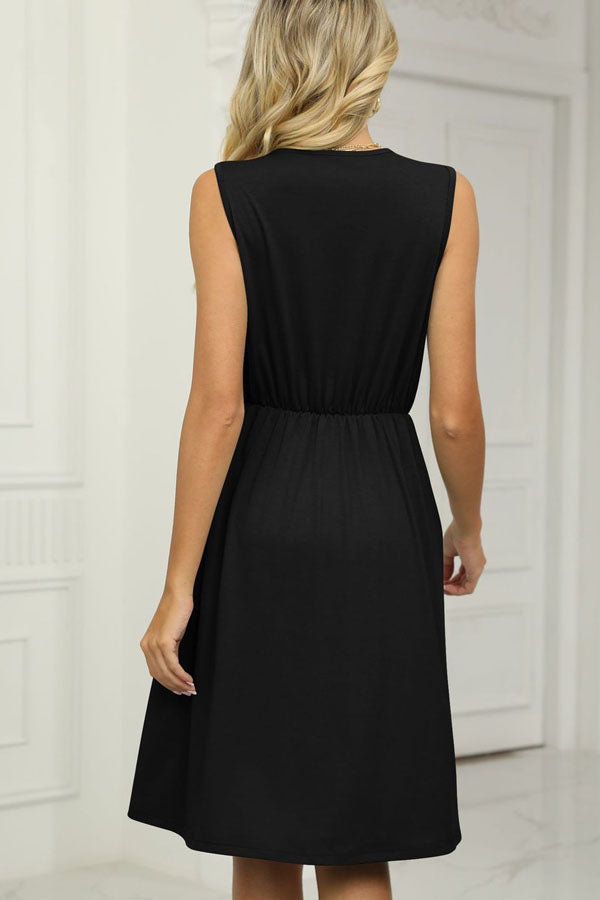 Sophisticated Dress with a Clean Classic Look
