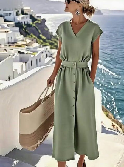 Sophisticated Garment with a Clean Classic Look