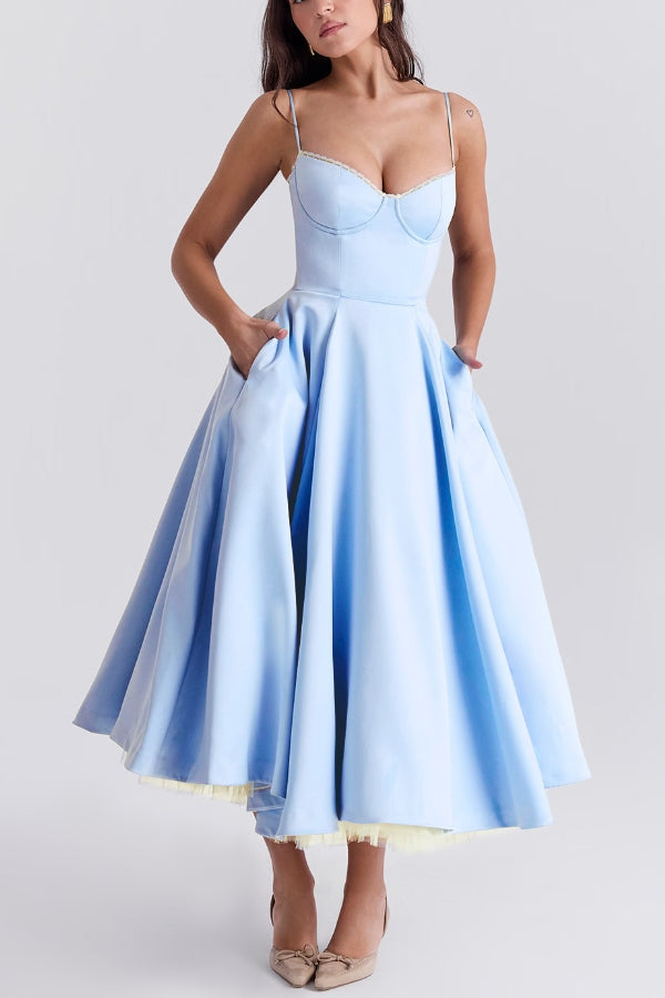 Gracefully Styled Dress for Any Occasion
