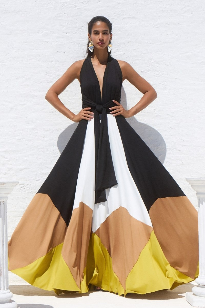 Gracefully Styled Dress for Any Occasion