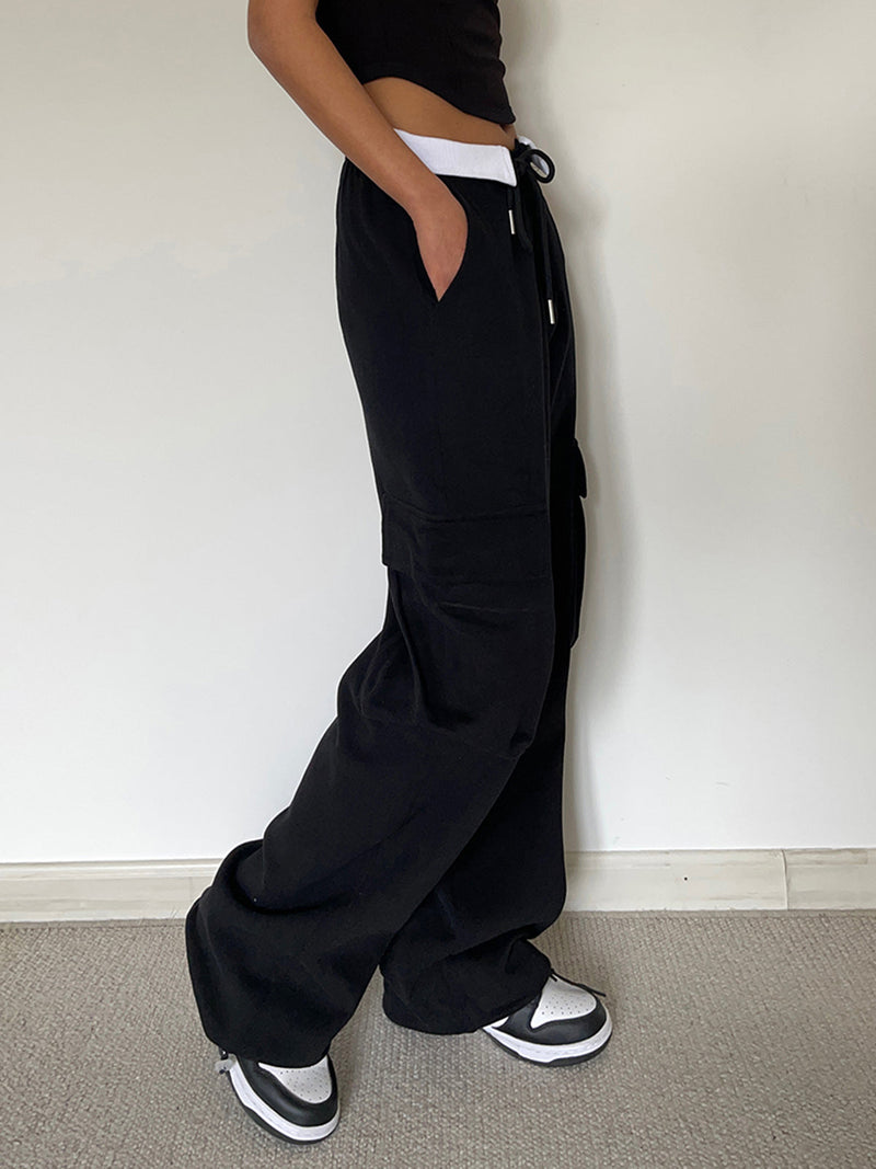 Well Tailored Pants with a Graceful Silhouette