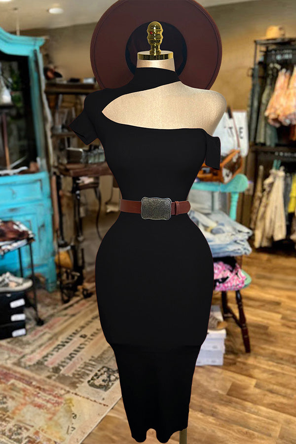 Effortlessly Elegant Dress with a Timeless Design