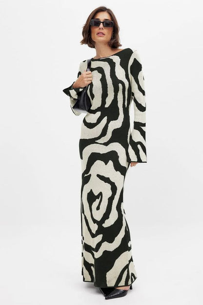 Polished Dress with an Effortless Classic Look