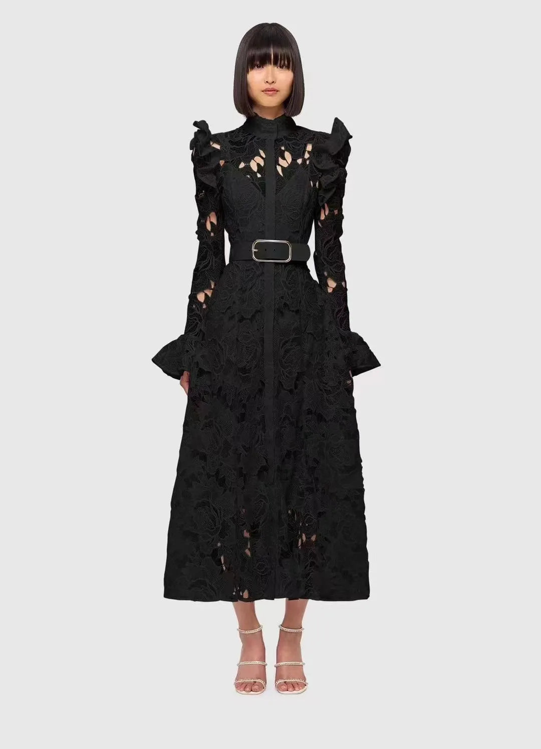 Beautifully Crafted Dress in a Classic Style