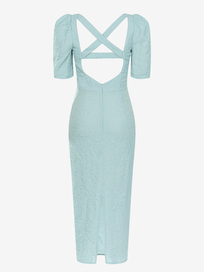 Effortlessly Elegant Dress with a Timeless Design