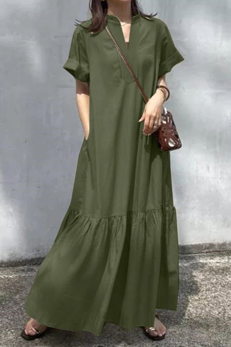 Sophisticated Dress with a Clean Classic Look