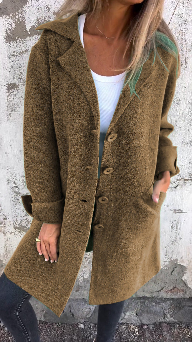 Gracefully Styled Coat for Any Occasion