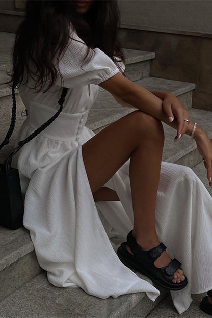 Polished Dress with an Effortless Classic Look