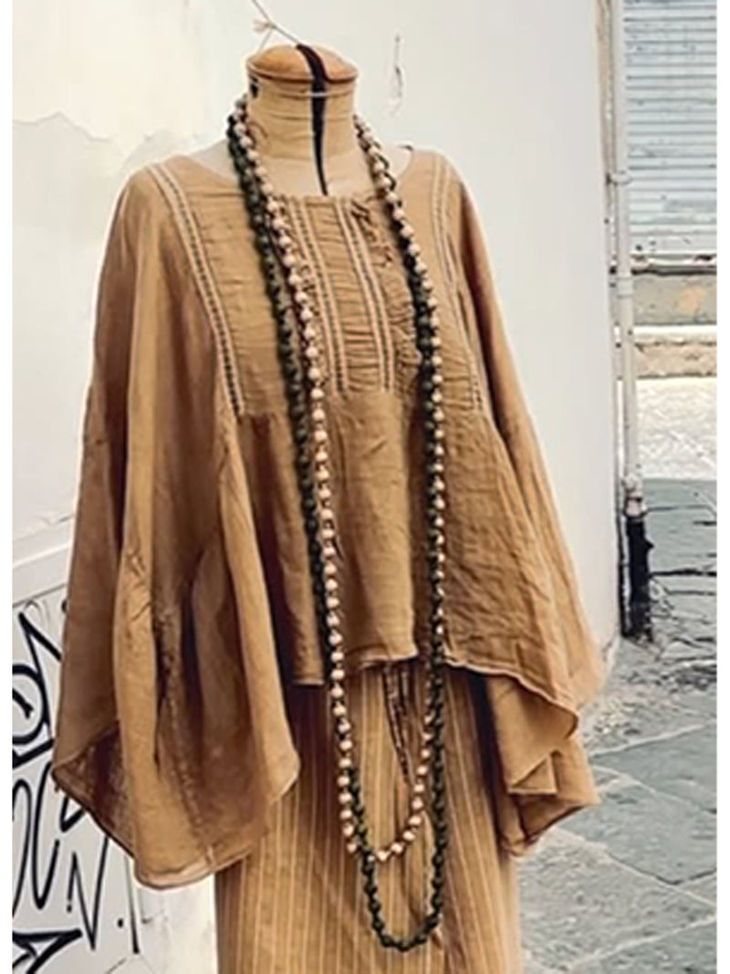 Beautifully Finished Top in a Timeless Design