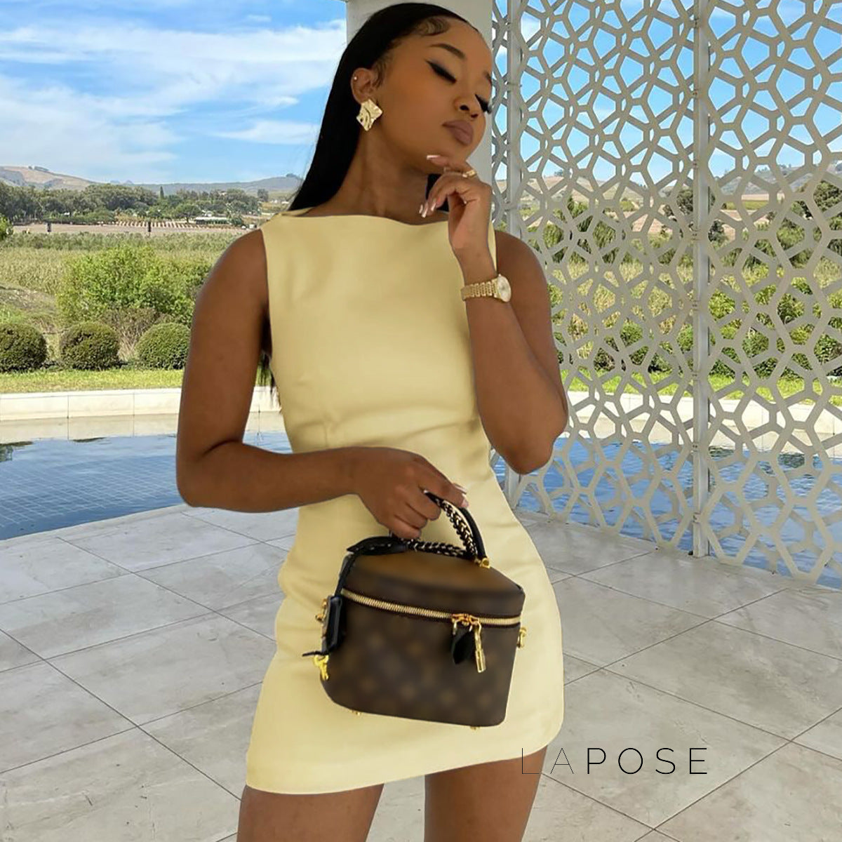 Beautifully Crafted Dress in a Classic Style
