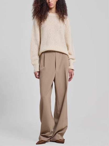 Beautifully Finished Pants in a Timeless Design