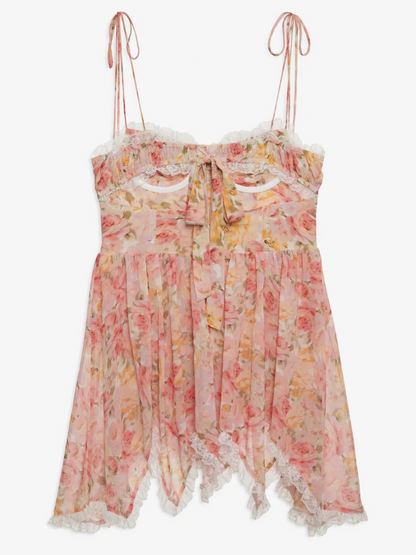 Beautifully Crafted Dress in a Classic Style