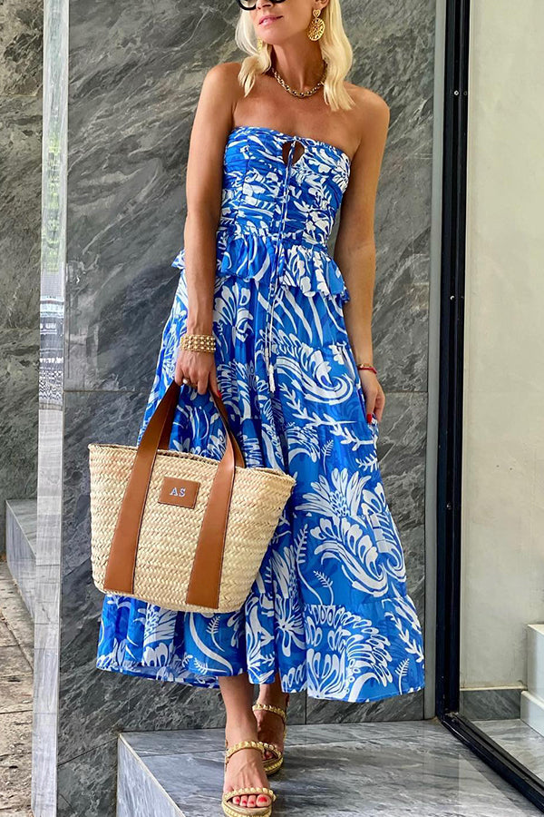 Effortlessly Elegant Dress with a Timeless Design