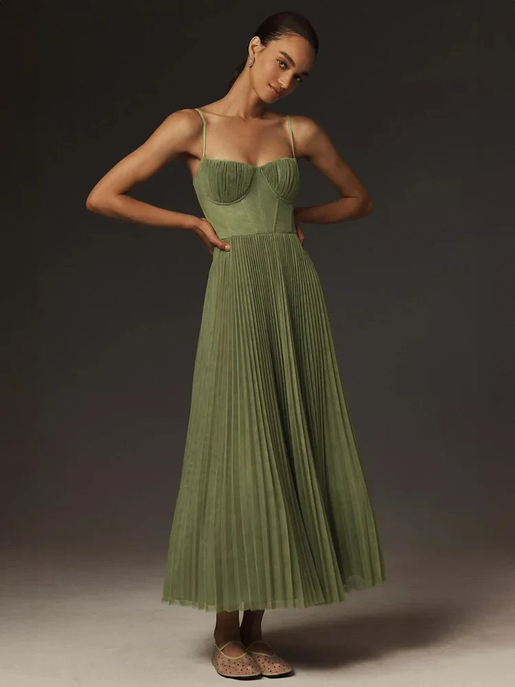Sophisticated Dress with a Clean Classic Look