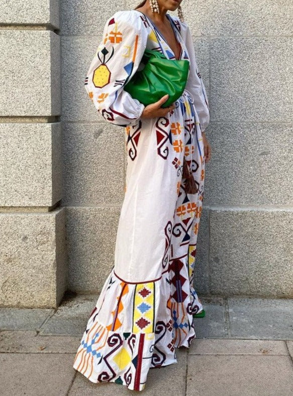 Sophisticated Dress with a Clean Classic Look
