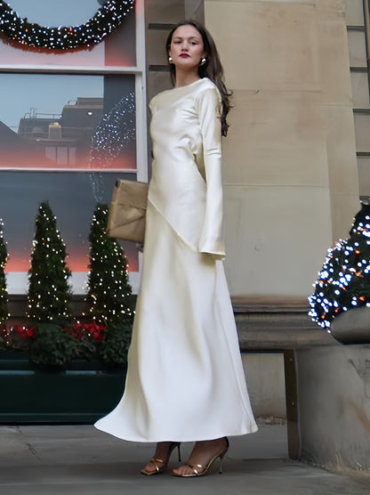 Well Tailored Dress with a Graceful Silhouette