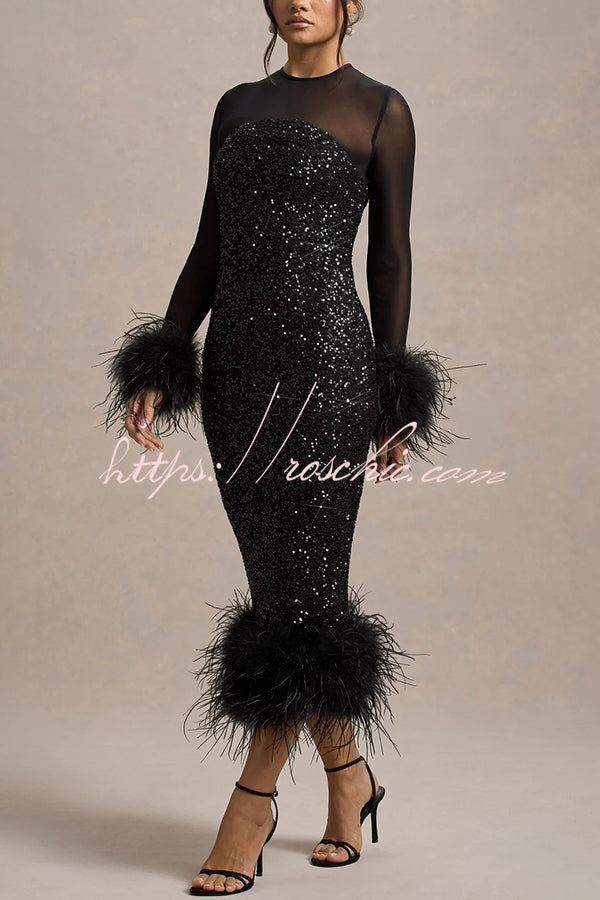 Beautifully Finished Dress in a Timeless Design