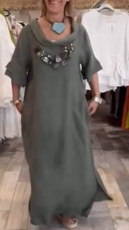 Classic Vintage Dress with a Flattering Fit