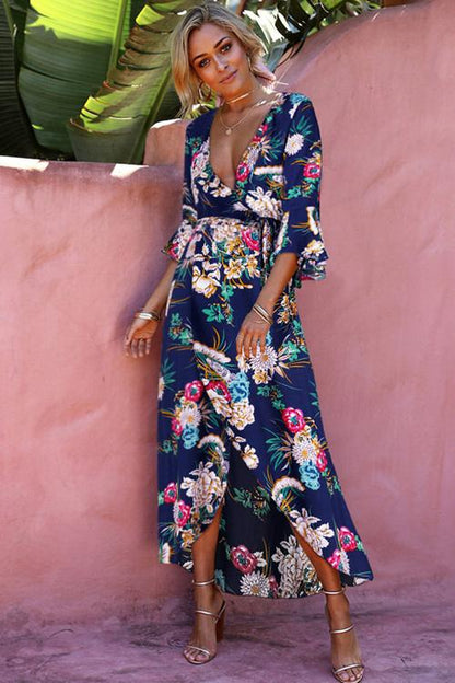Classic Vintage & Enduringly Stylish Dress