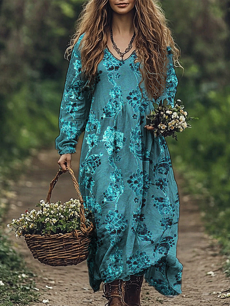 Beautifully Finished Dress in a Timeless Design