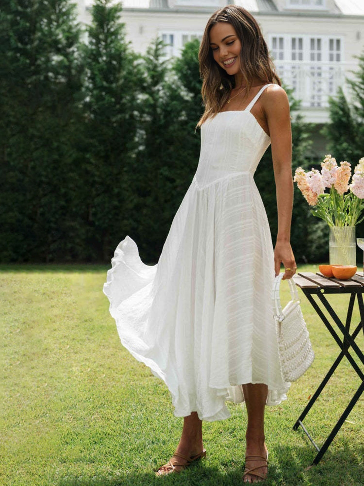 Classic Vintage Dress with a Flattering Fit