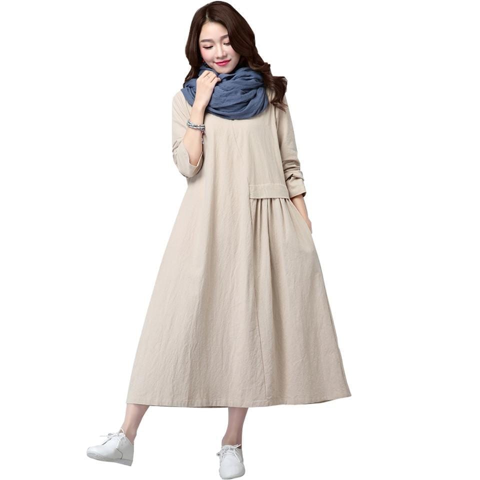 Beautifully Finished Dress in a Timeless Design