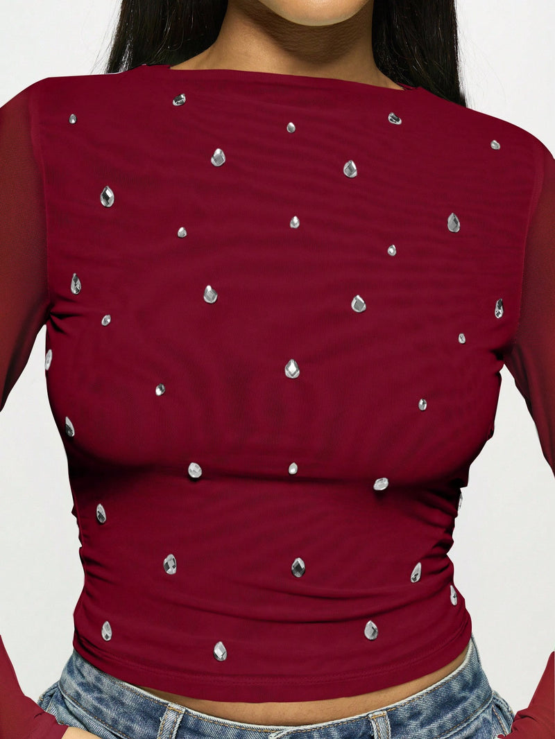 Effortlessly Elegant Top with a Timeless Design