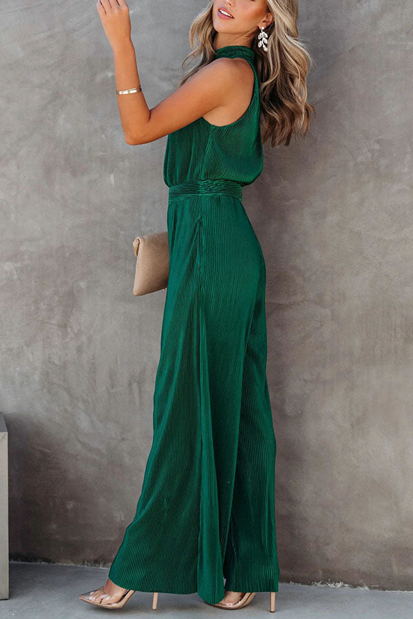 Well Tailored Garment with a Graceful Silhouette