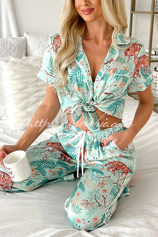 A Vintage Style Pants with Delicate Timeless Details