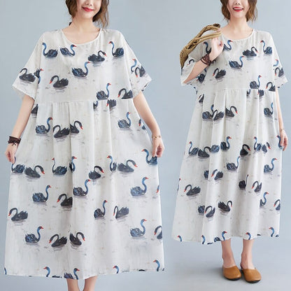 Classic Vintage Dress with a Flattering Fit