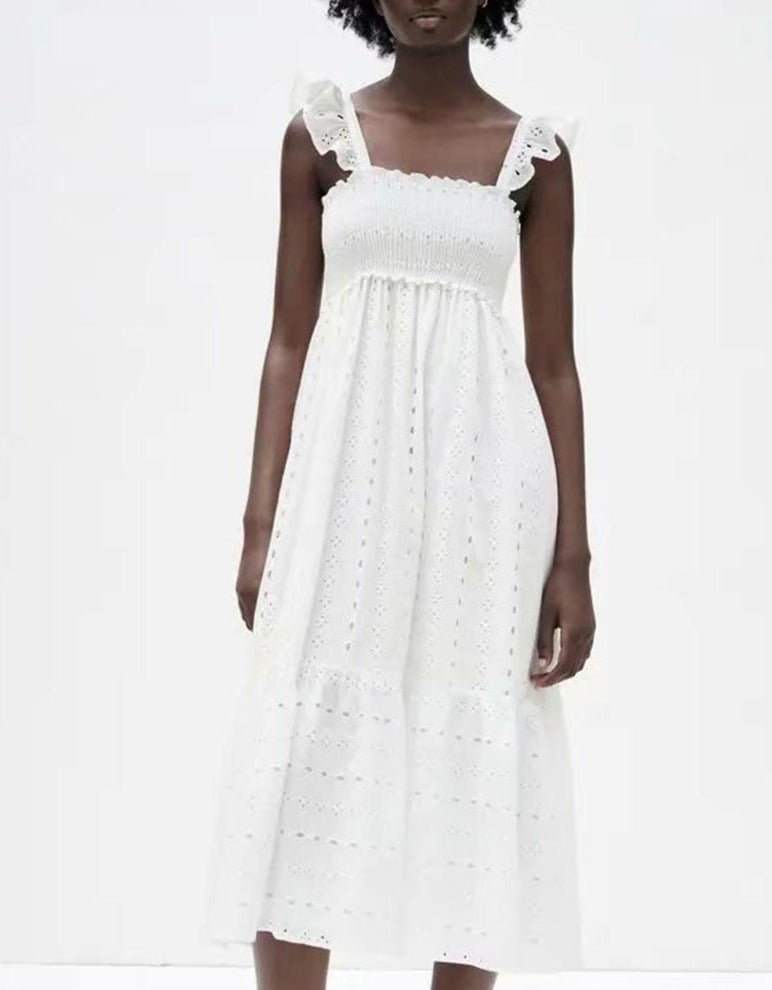 Polished Dress with an Effortless Classic Look