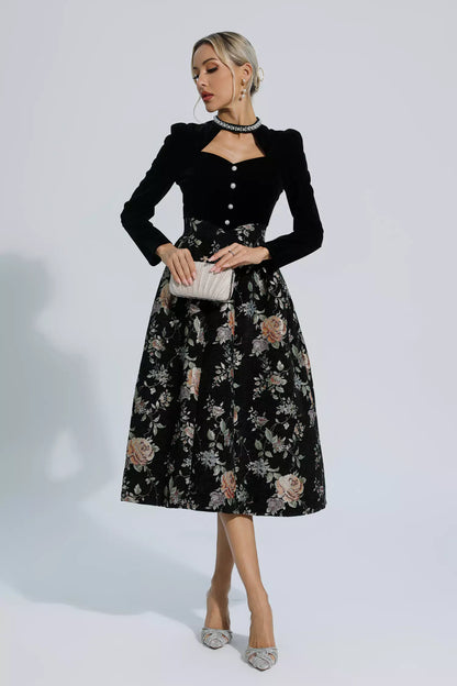 Classic Vintage Dress with a Flattering Fit