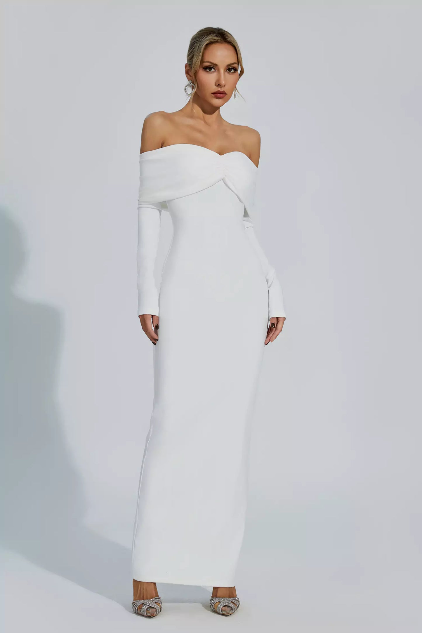Sophisticated Dress with a Clean Classic Look