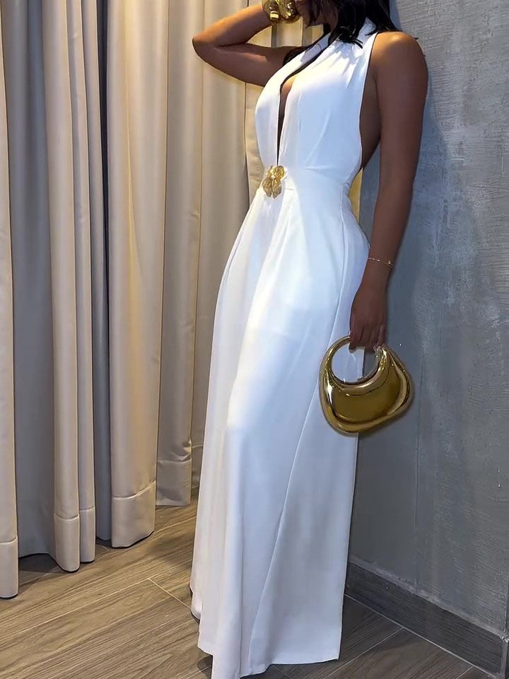 Well Tailored Garment with a Graceful Silhouette