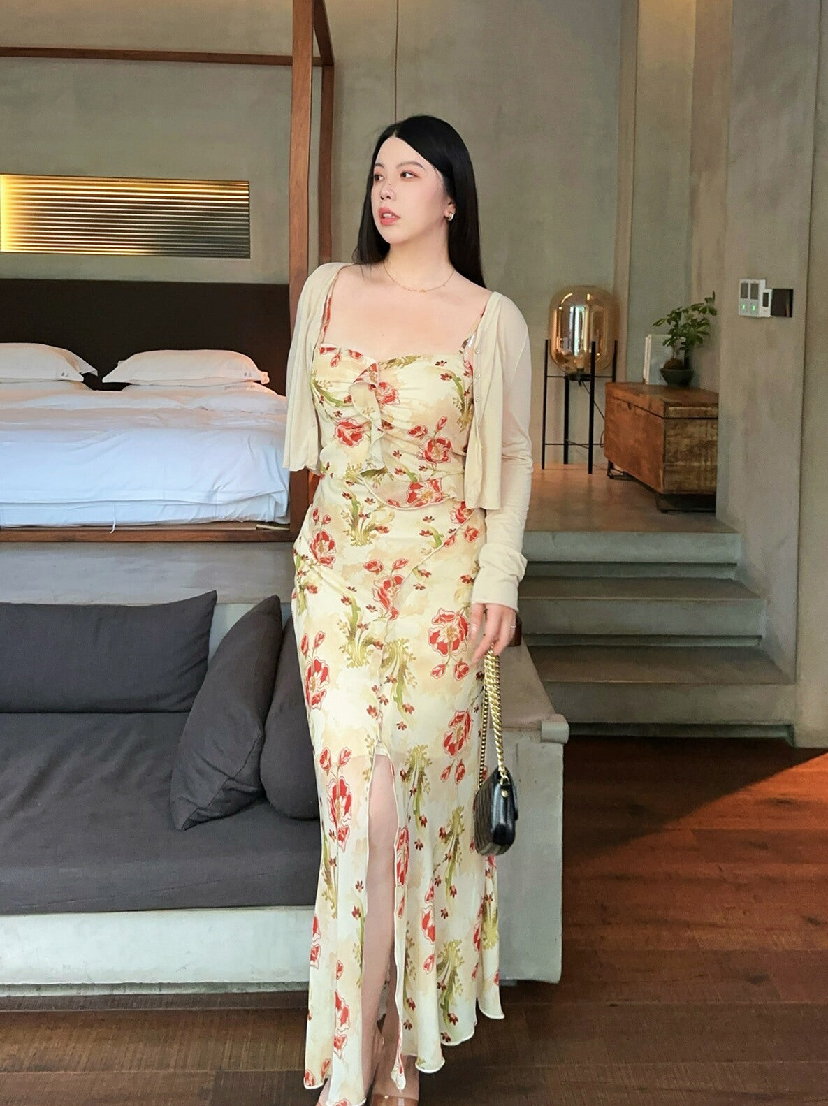 Classic Vintage & Enduringly Stylish Dress