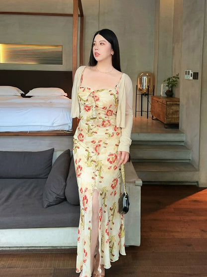 Classic Vintage & Enduringly Stylish Dress