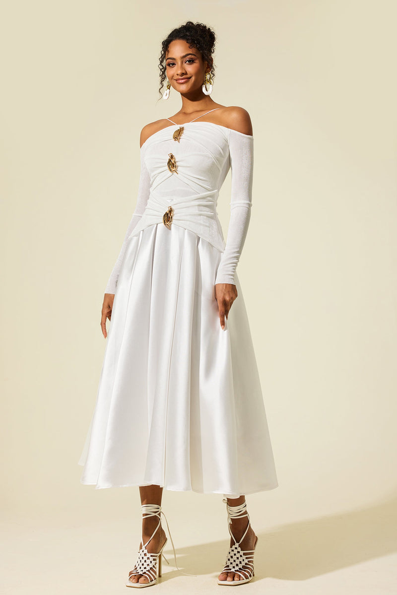 Beautifully Crafted Dress in a Classic Style