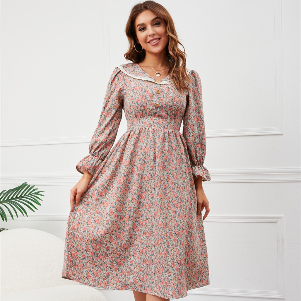 Classic Vintage & Enduringly Stylish Dress