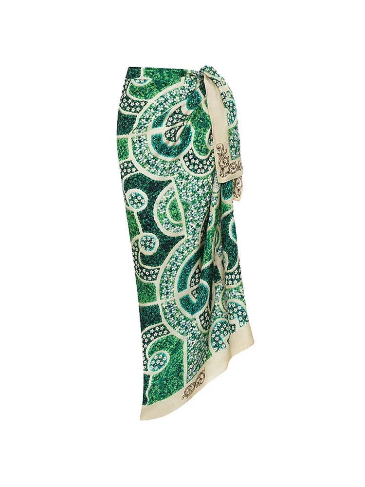 Sophisticated Garment with a Clean Classic Look