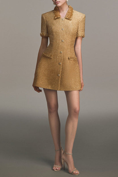 Well Tailored Dress with a Graceful Silhouette