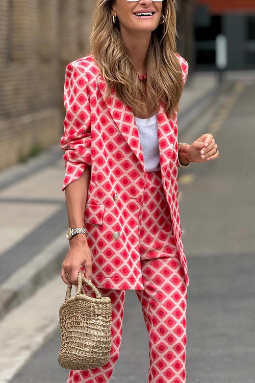 Elegantly Styled Pants for Everyday Wear