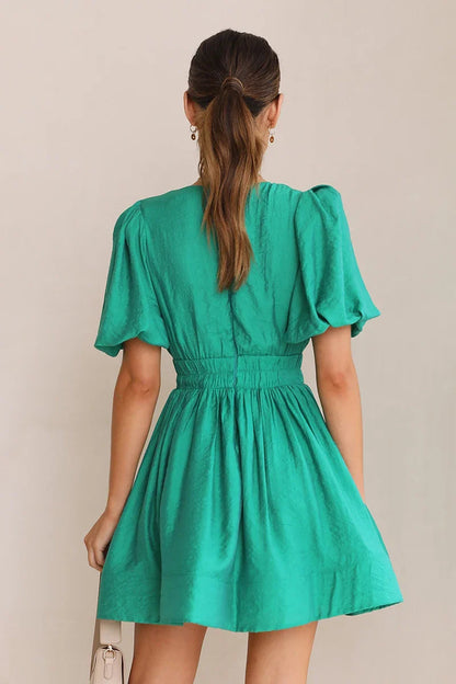 Classic Vintage & Enduringly Stylish Dress