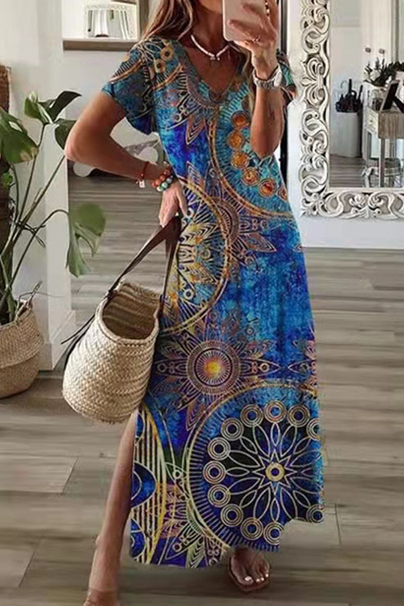 Classic Vintage & Enduringly Stylish Dress