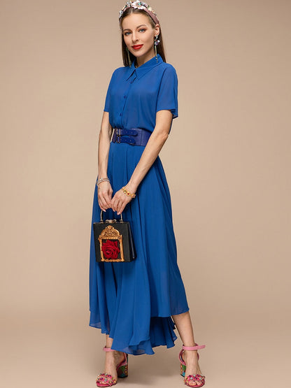 Well Tailored Dress with a Graceful Silhouette