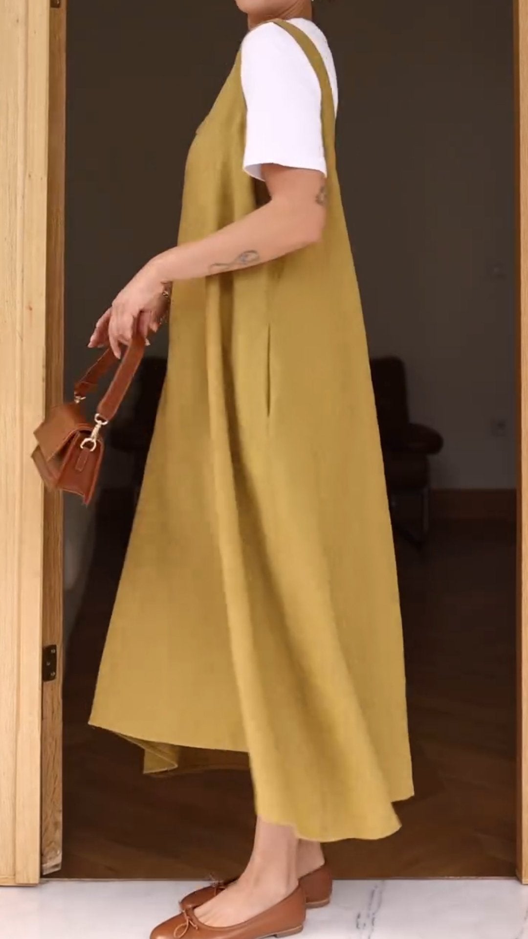 A Vintage Style Dress with Delicate Timeless Details