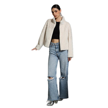 Sophisticated Coat with a Clean Classic Look