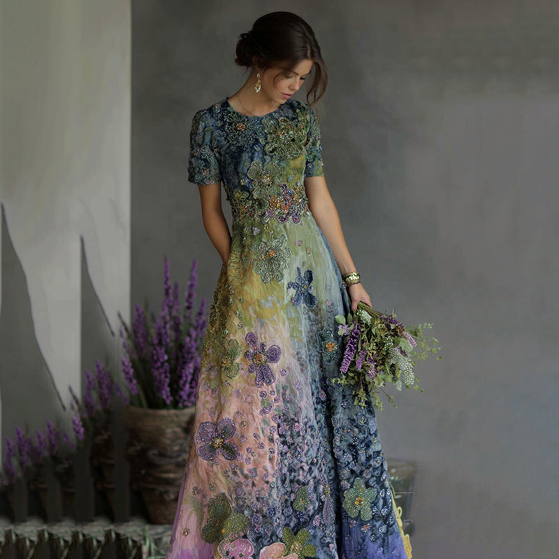 Beautifully Crafted Dress in a Classic Style